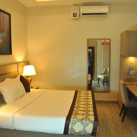 Moz One Executive Guest Rooms Agadez Mobushipe Eksteriør billede