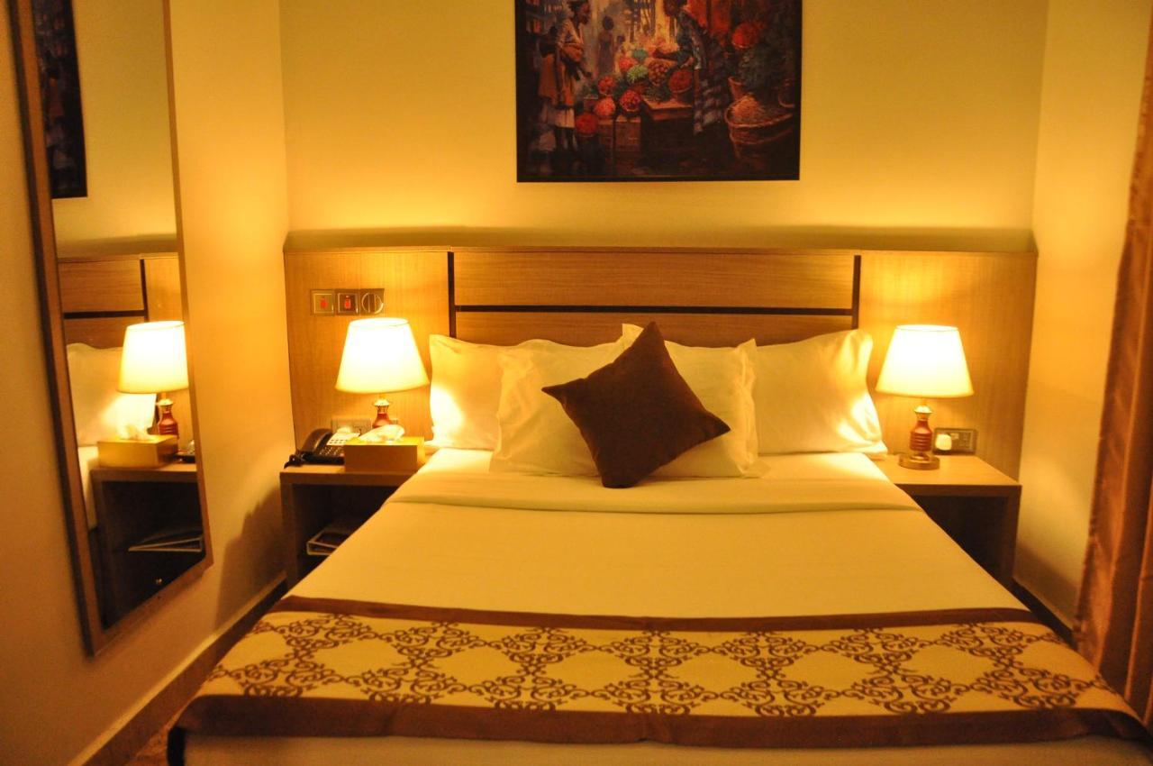 Moz One Executive Guest Rooms Agadez Mobushipe Eksteriør billede