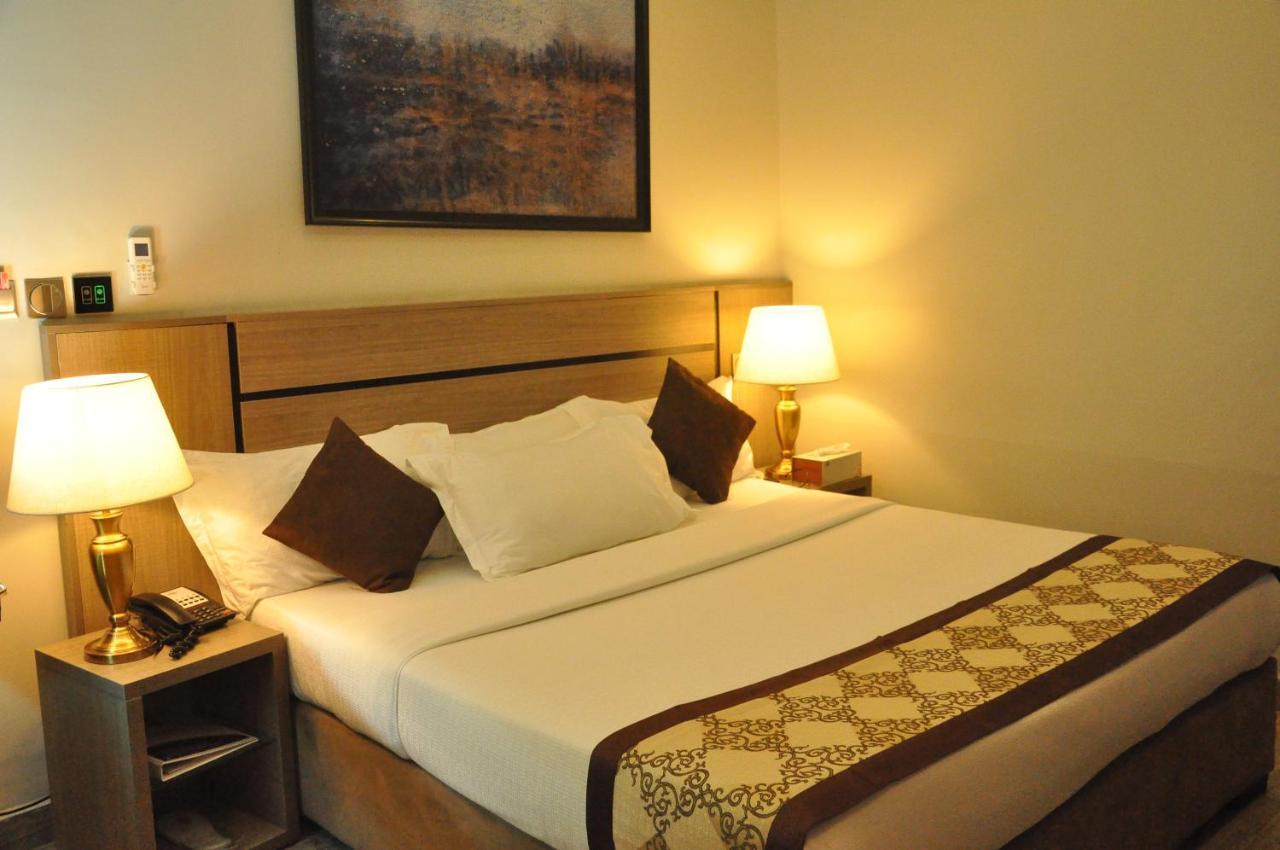 Moz One Executive Guest Rooms Agadez Mobushipe Eksteriør billede