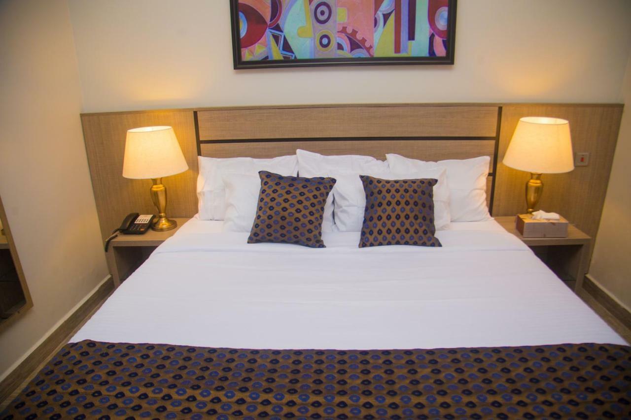 Moz One Executive Guest Rooms Agadez Mobushipe Eksteriør billede